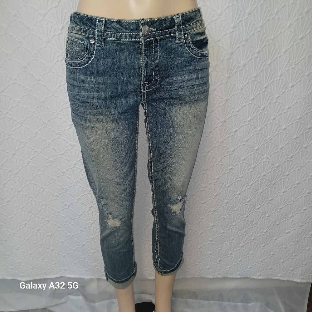 New Paisley Sky Women Size 10  Blue Ankle Cropped Jeans with Distressed Details